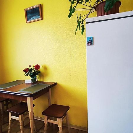 Василя Стуса 10 City Rooms 白采尔科维 外观 照片
