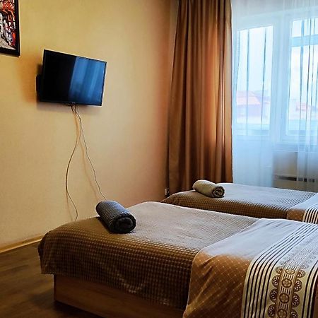 Василя Стуса 10 City Rooms 白采尔科维 外观 照片