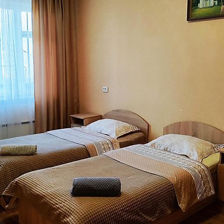 Василя Стуса 10 City Rooms 白采尔科维 外观 照片
