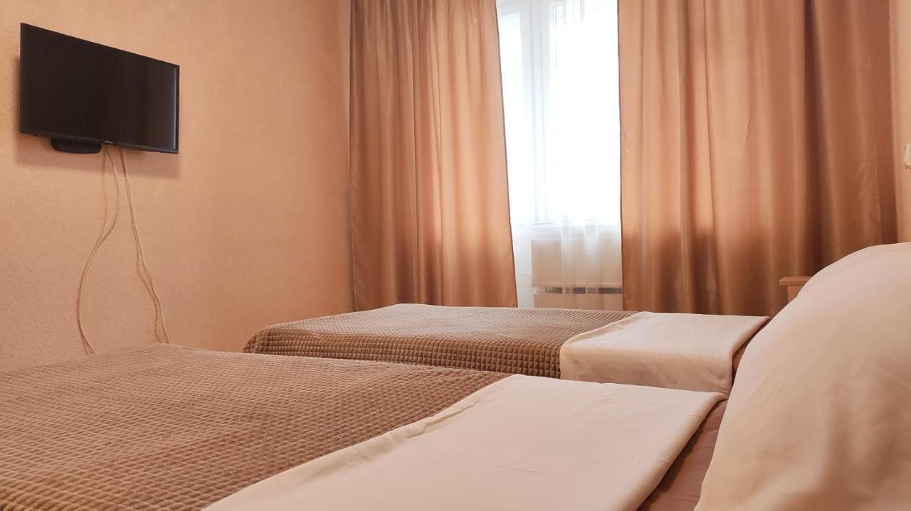 Василя Стуса 10 City Rooms 白采尔科维 外观 照片