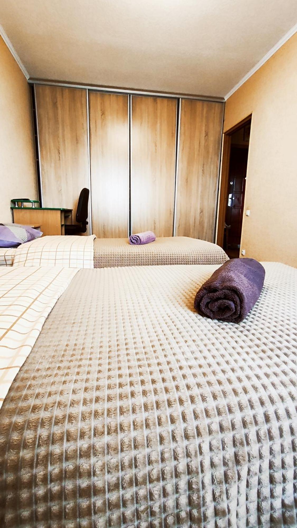 Василя Стуса 10 City Rooms 白采尔科维 外观 照片