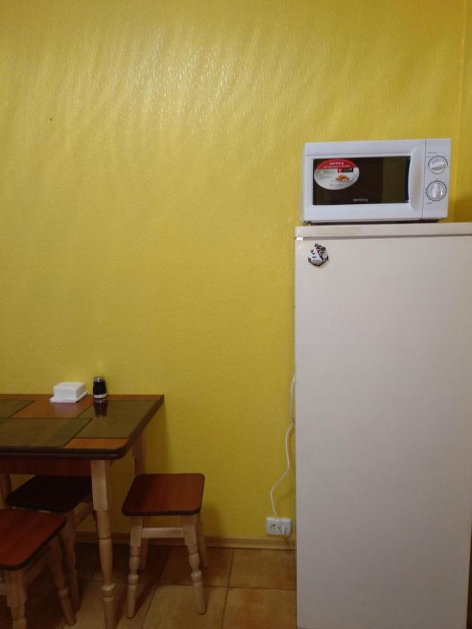 Василя Стуса 10 City Rooms 白采尔科维 外观 照片